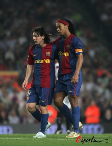 为巴萨的中 为巴萨的中