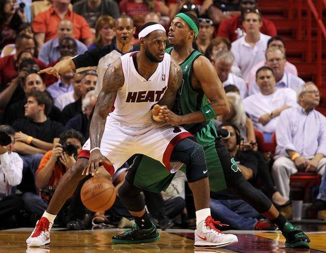 8分6助攻 8分6助攻