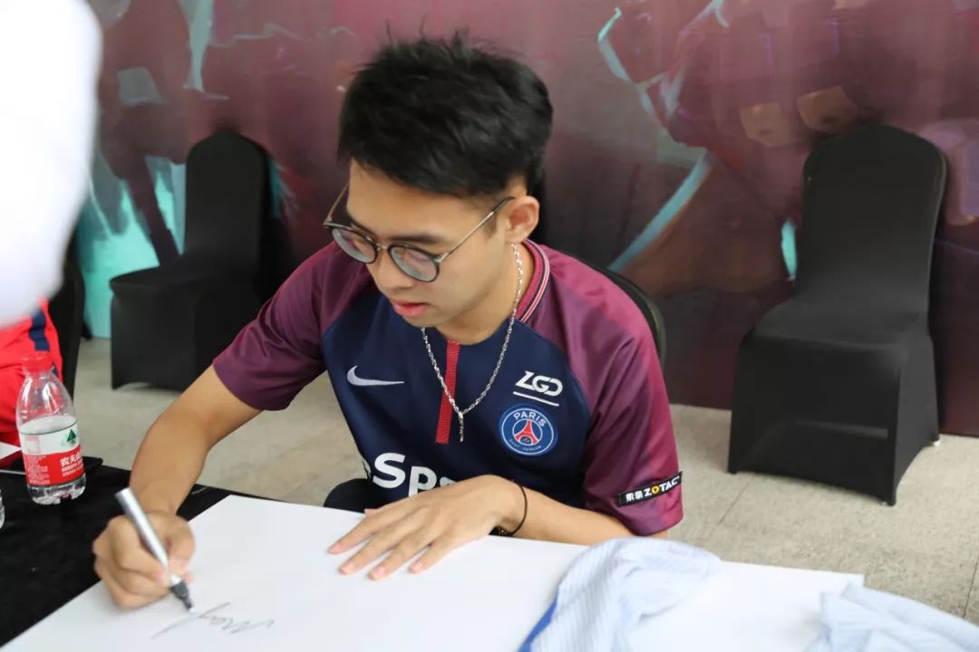 做一个小案